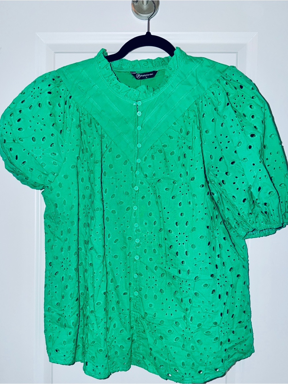 Broderie Puff Sleeve Blouse in Emerald Green
